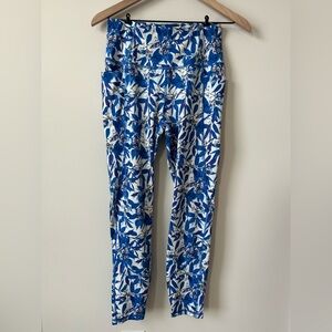 Blue Floral High-Waisted Leggings – Athleisure Activewear size medium